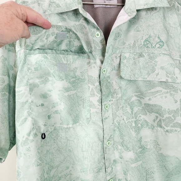 Ocean & Coast Realtree Fishing Shirt - Picture 7 of 9